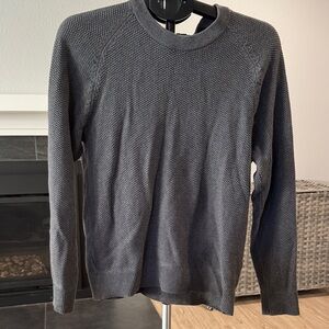 UNTUCKit Charcoal Crewneck Sweater